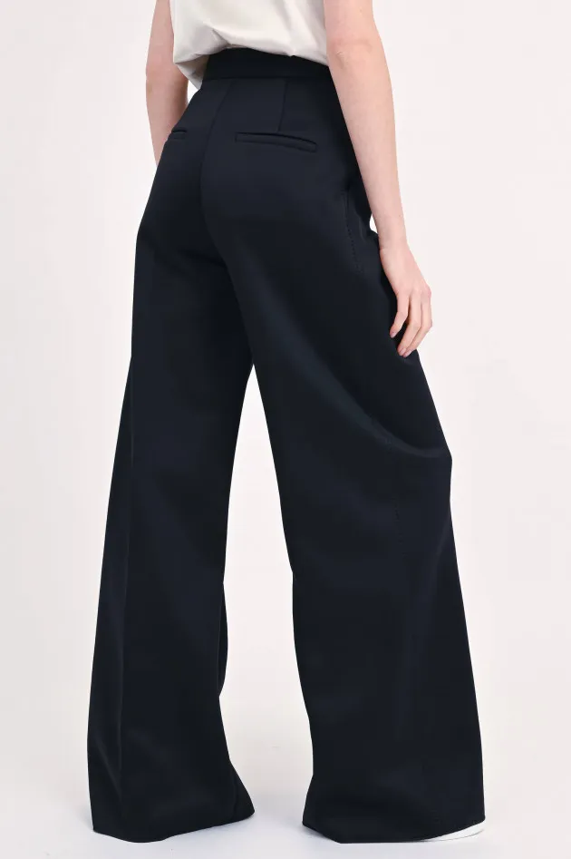 Ausgestellte Hose aus festem Stoff in Schwarz