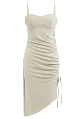 Cami-Kleid mit gerafftem Kordelzug und geschlitztem Saum in Sand