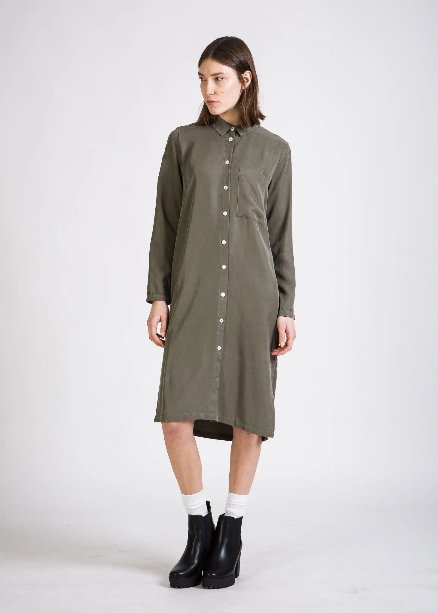 Hemdblusenkleid DEMI aus TENCEL Lyocell - Olive (Tencel)