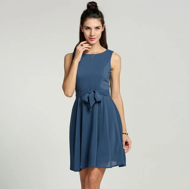 Klassisches Cocktailkleid in 13 verschiedene Farben