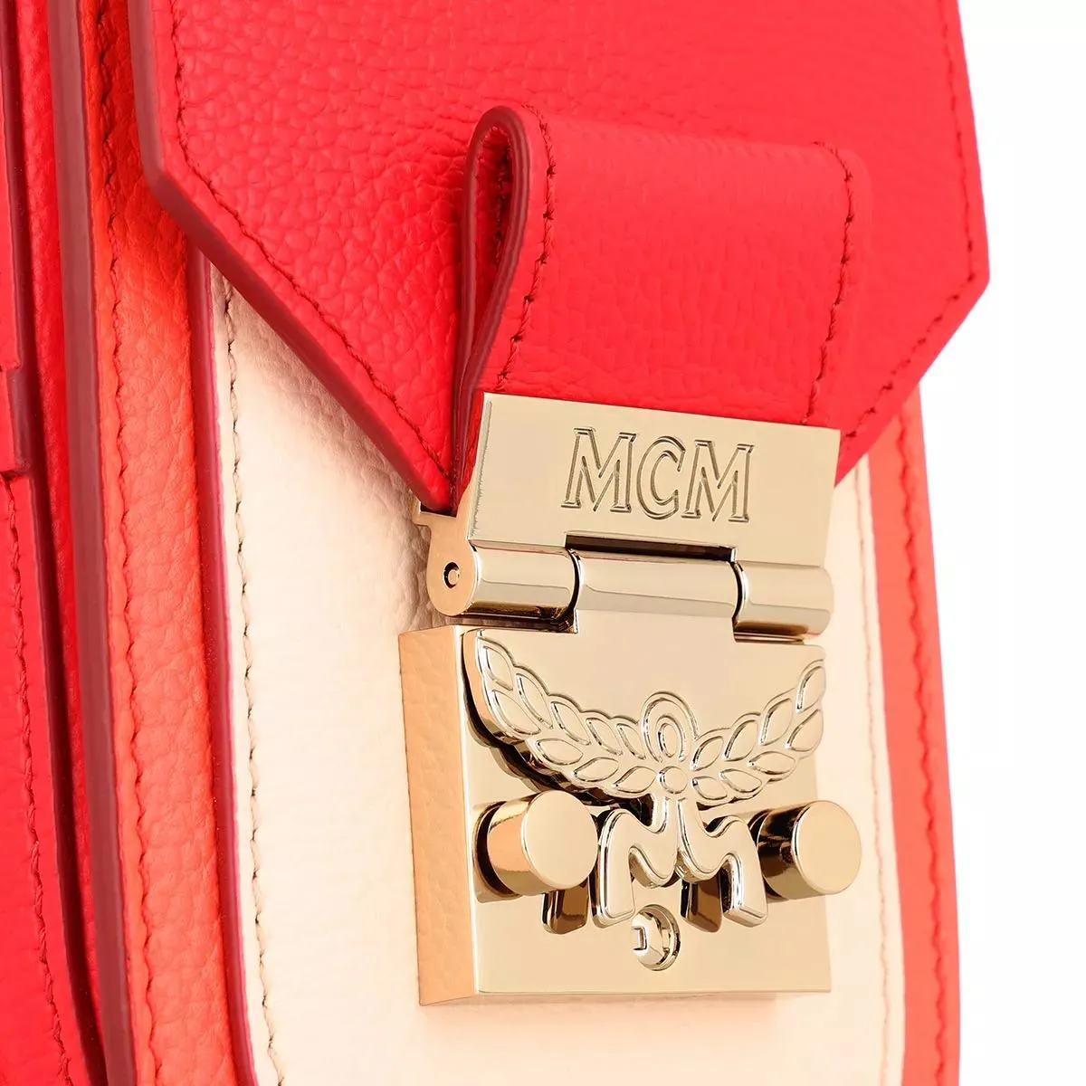   MCM  Patricia Park Ave Color Block Crossbody Chinese Red  Minitasche 