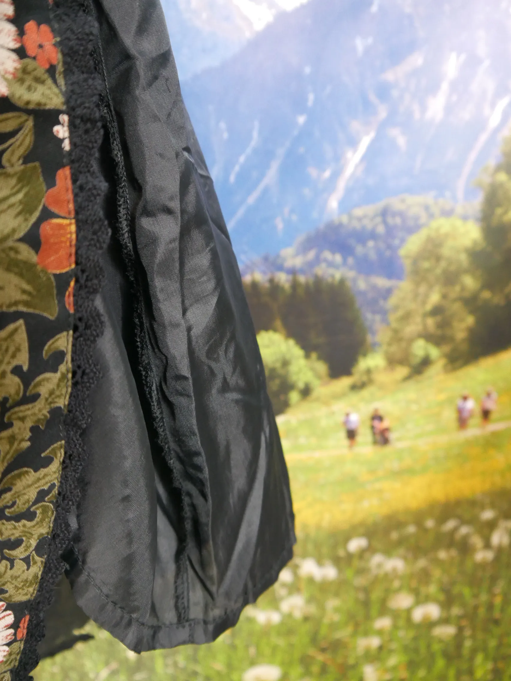 Trachtenrock Reis Baumwolle schwarz mit Blumen Trachten Rock Gr.38